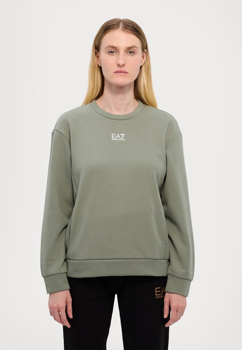 

Толстовка EA7 Emporio Armani, оливковый