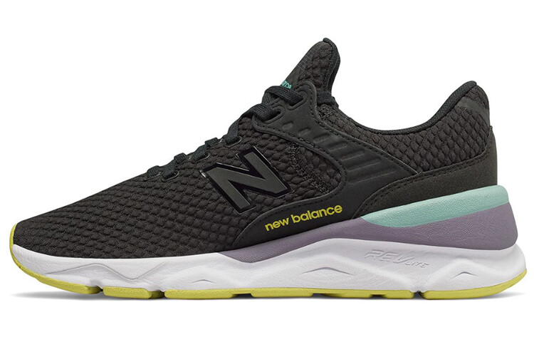 

Женская стильная обувь New Balance NB X-90