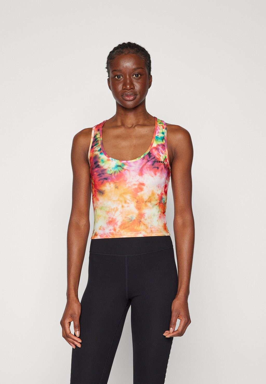 

Топ Sporty Slim Fit Crop Tank Nebbia, радужный краситель