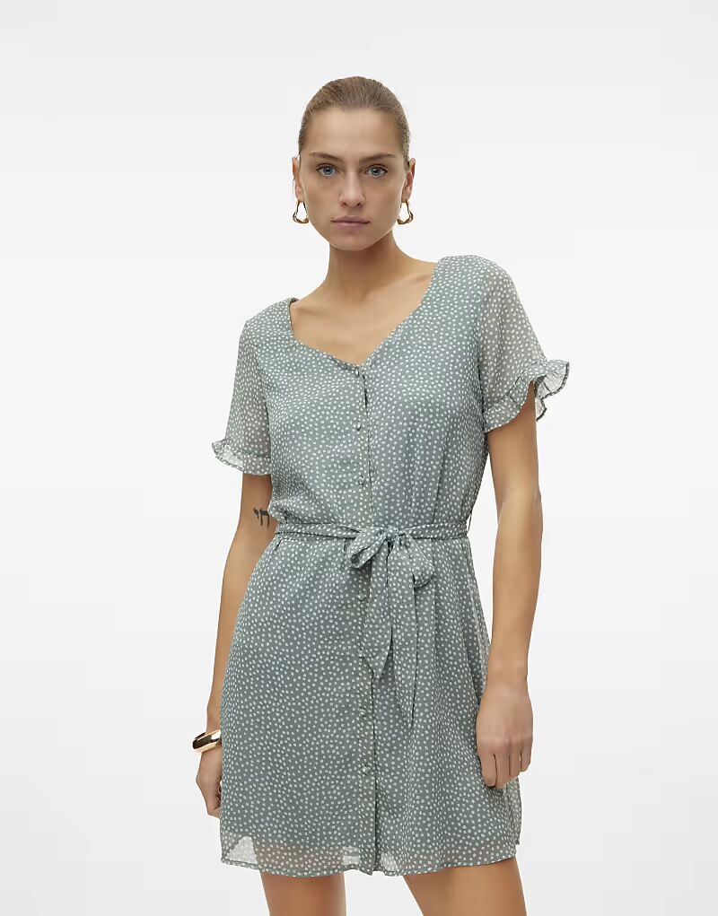 

Платье Vero Moda в китайском зеленом цвете