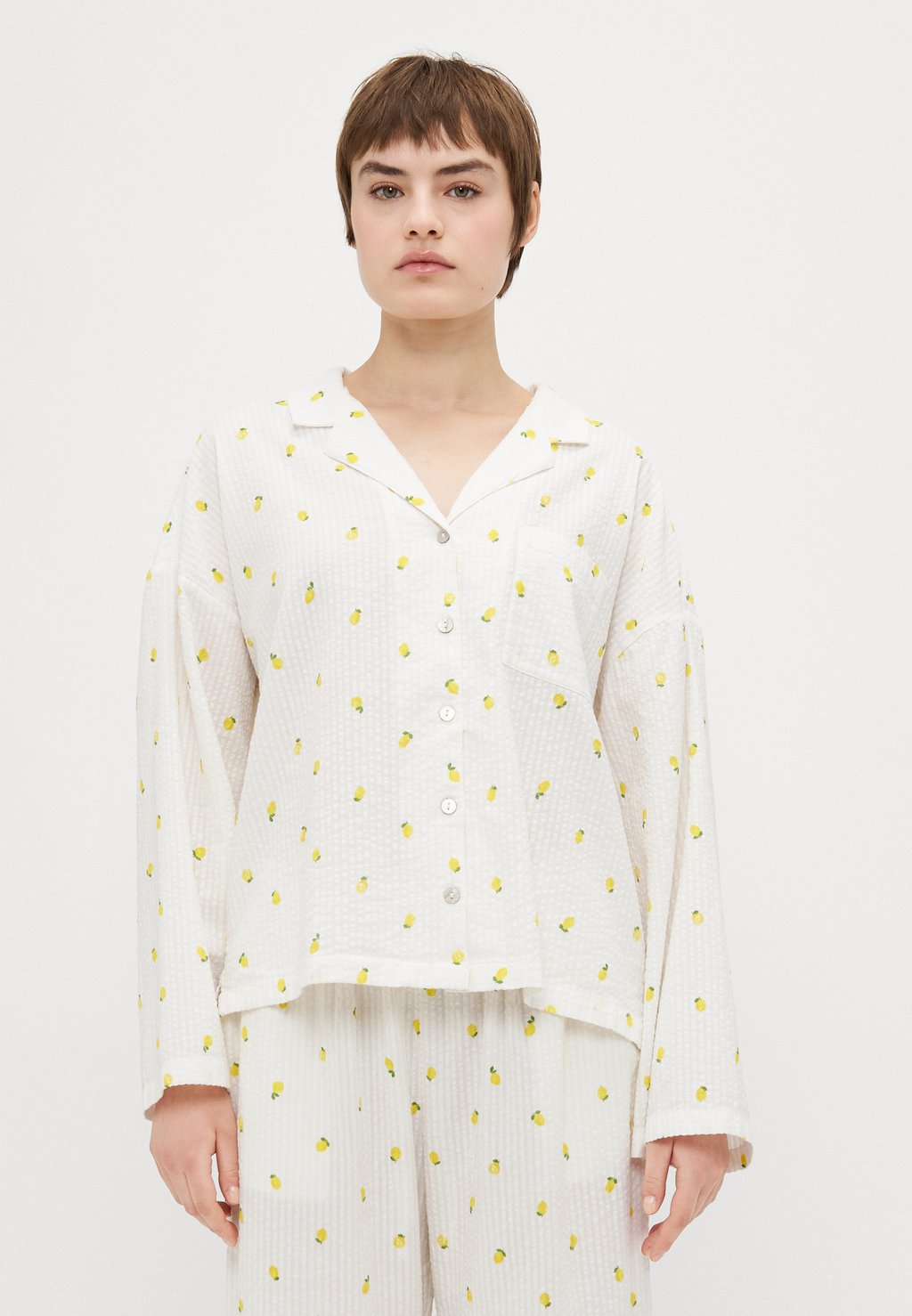 

Верх пижамы Lindex, светло-желтый