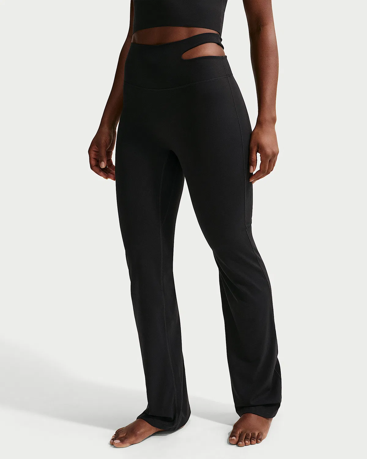 Женские леггинсы Nike Zenvy с высокой талией и расклешенными штанинами, Black — фото 2
