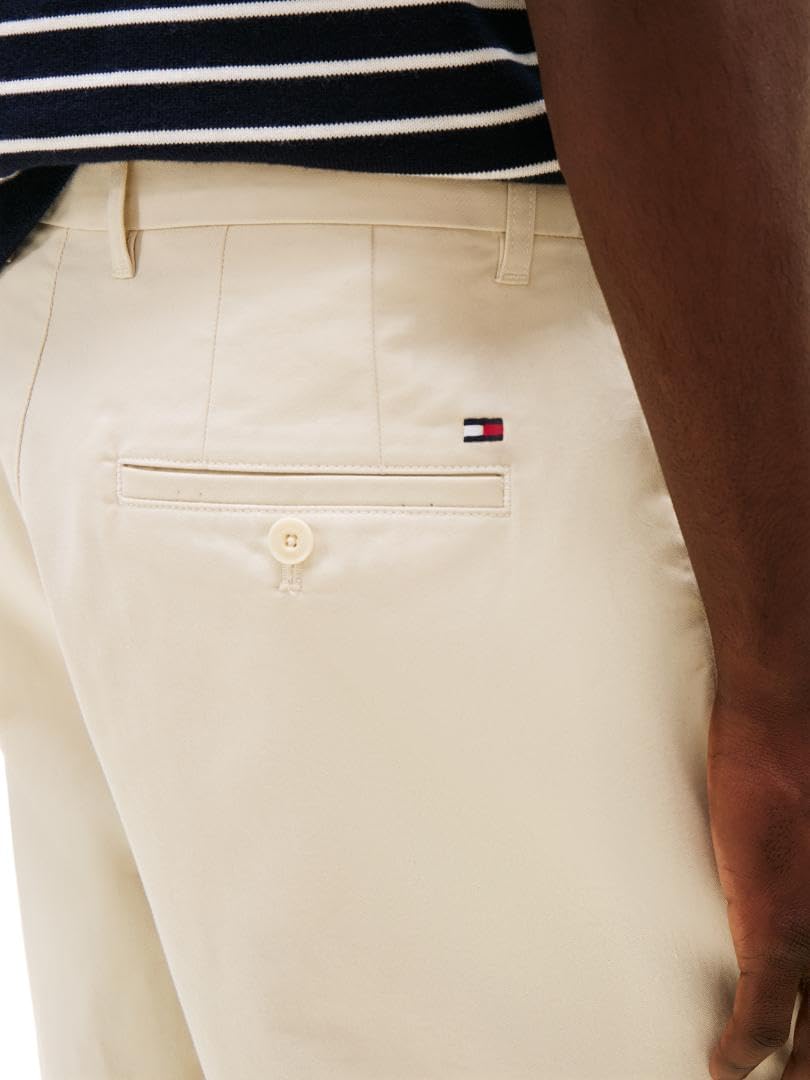 Мужские шорты Tommy Hilfiger Regular Fit из хлопка Mercer длиной 7 дюймов, Newsprint — фото 2
