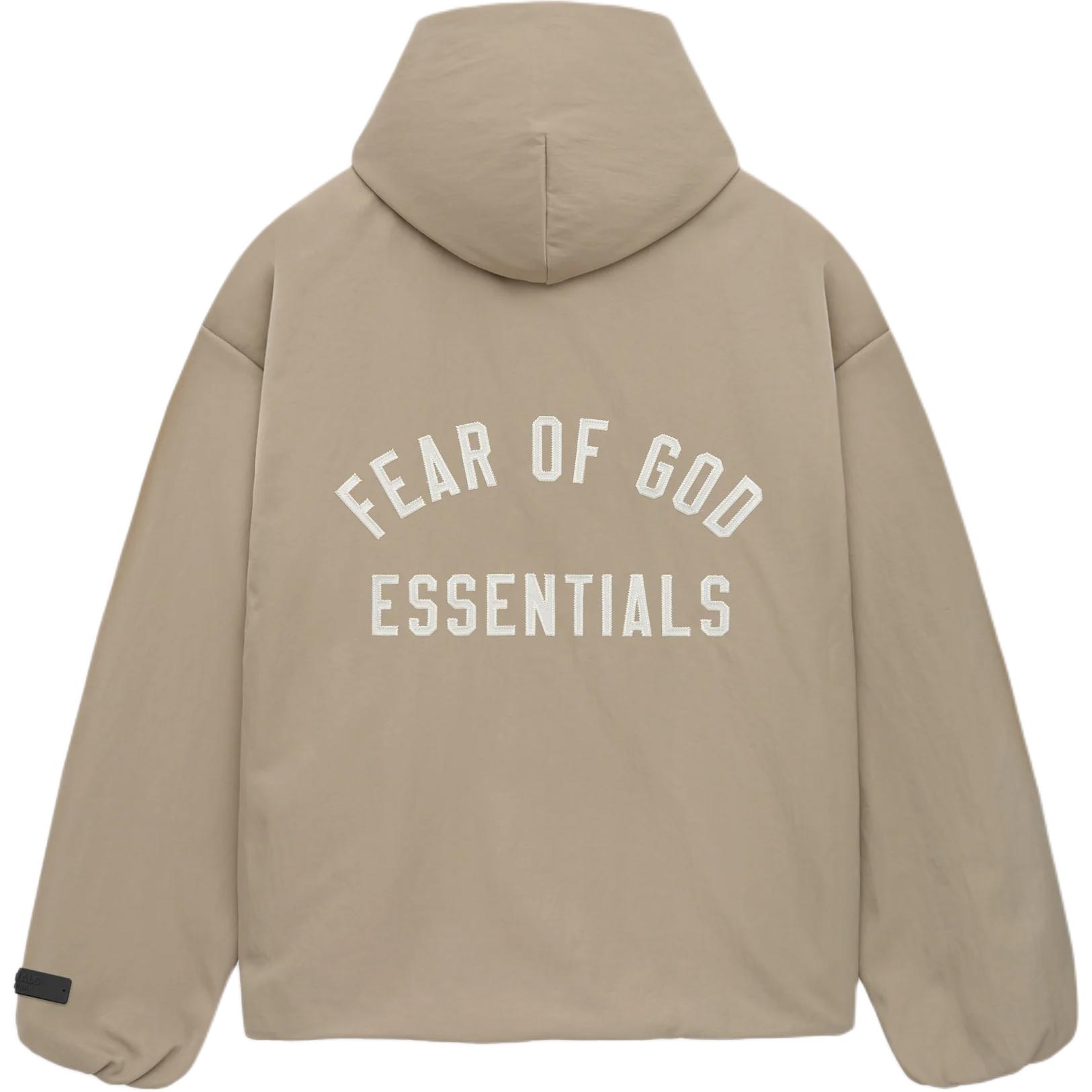 Fear Of God Essentials Текстурированная нейлоновая куртка с капюшоном, Desert Gold Brown/DESERT SAND — фото 3