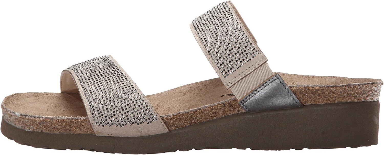 Сандалии на плоской подошве Bianca Naot, цвет Beige/Silver Rivets/Mirror Leather — фото 4