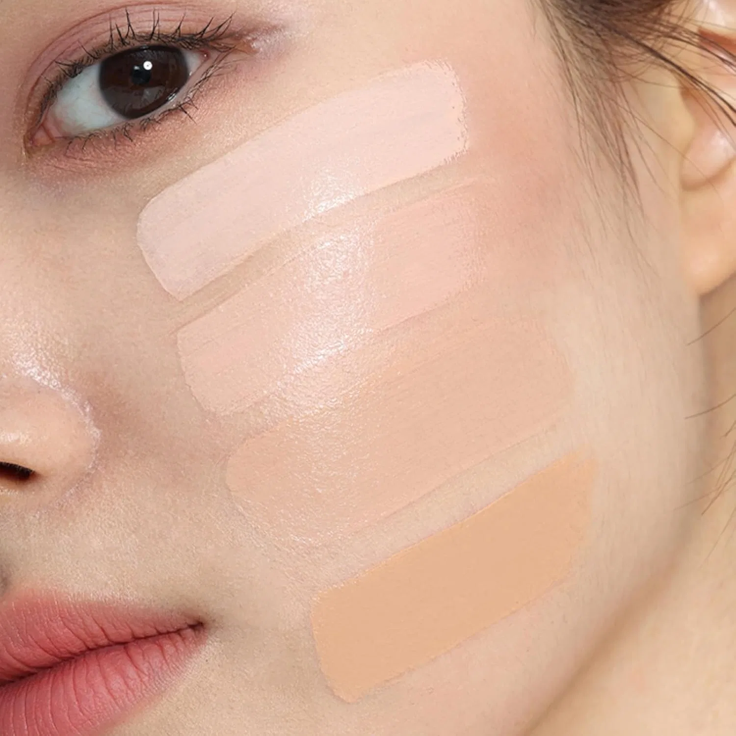 Пудра компактная тональная Pink Essence Cover Pact бренда Sister Ann, основной продукт + запасной блок, оттенок №23 — фото 4