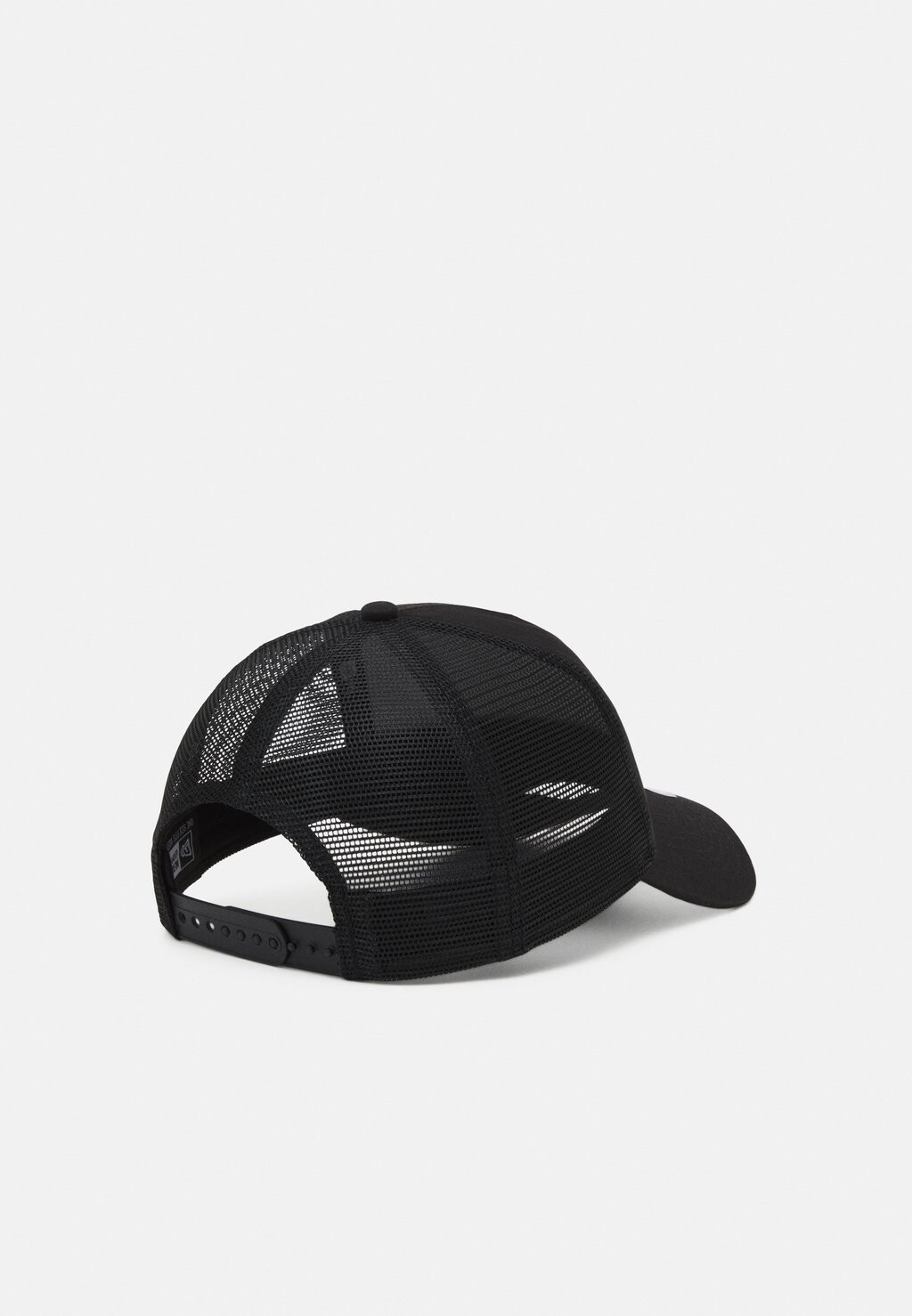 

Бейсболка TONAL TRUCKER UNISEX New Era, черный