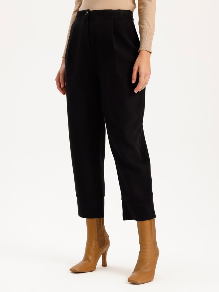 

Тканевые брюки BGN Hose, черный