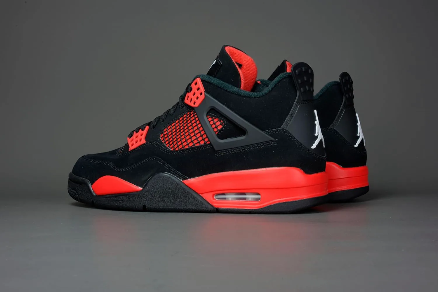Мужские кроссовки Jordan Air 4 Retro, черный/белый/красный — фото 2