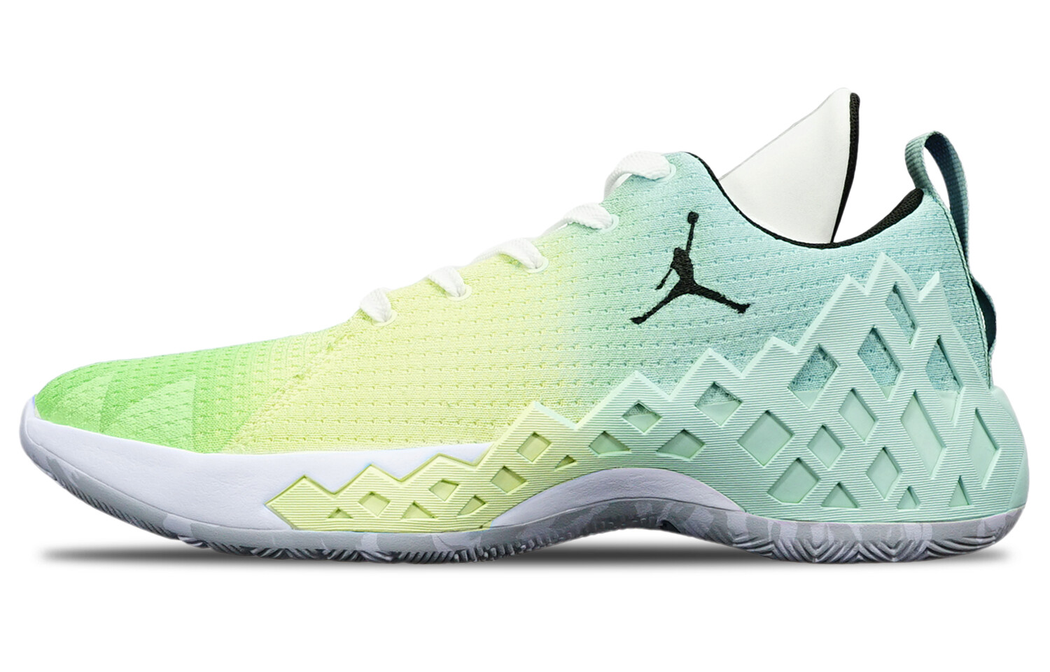 

Баскетбольные кроссовки унисекс Jordan Jumpman Diamond