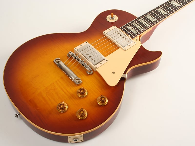 

Электрогитара Gibson Custom Shop 1959 Les Paul Standard Reissue VOS Iced Tea Burst 932388