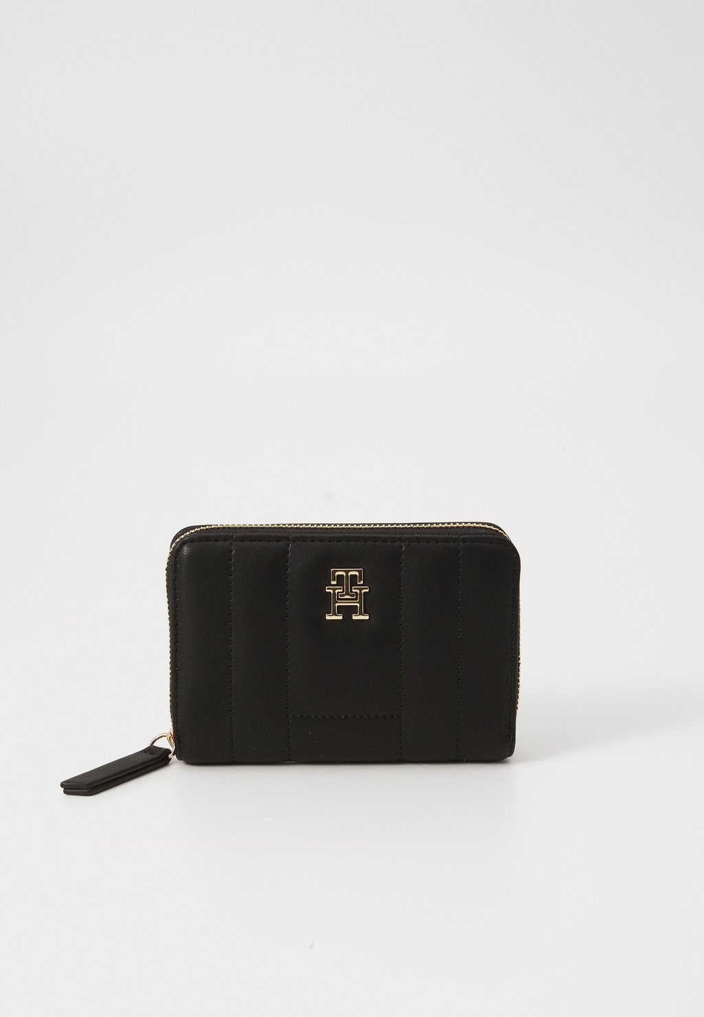 

Кошелек FEMININE Tommy Hilfiger, черный