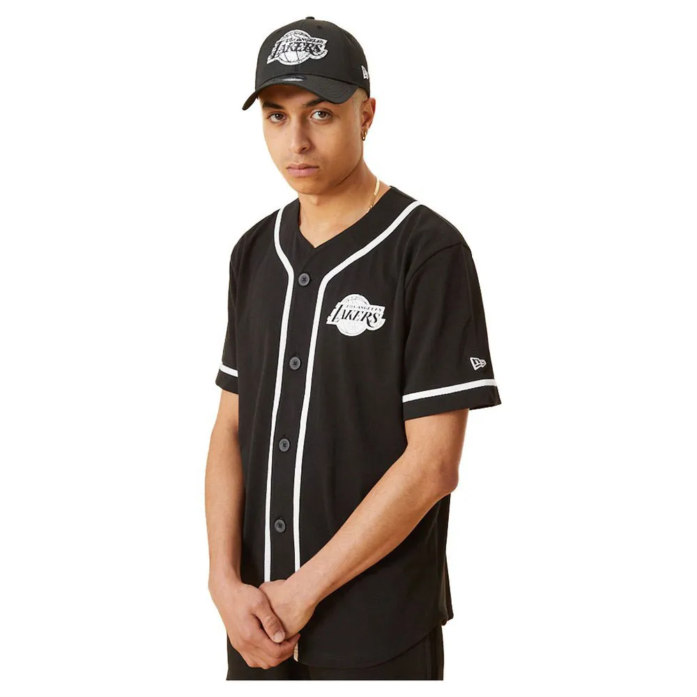 

Футболка с коротким рукавом New Era Distressed Logo Button Up Los Angeles Lakers, черный