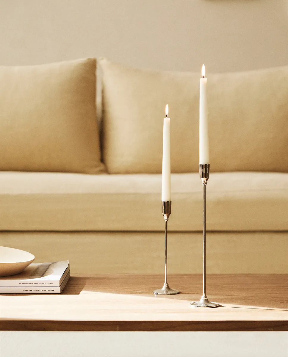 

Тонкий блестящий подсвечник Zara Home, цвет Steel Grey