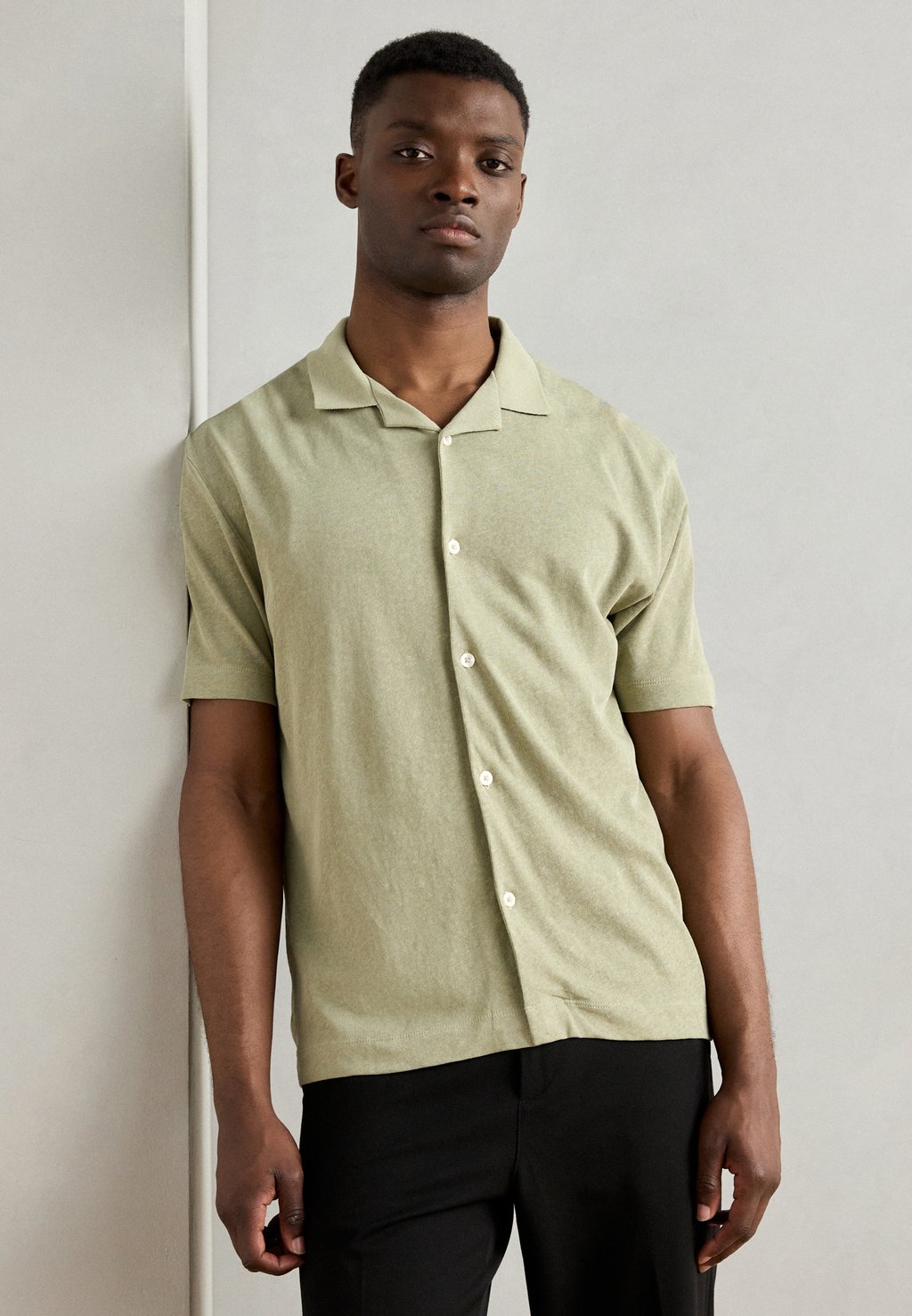 

Рубашка SHIRT SHORT SLEEVE Marc O'Polo, оливковый