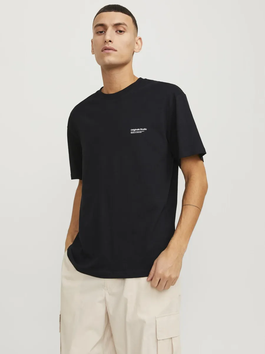 

Рубашка Jack & Jones с круглым вырезом "JORVESTERBRO BACK TEE SS CREW NECK SN", цвет Black Detail