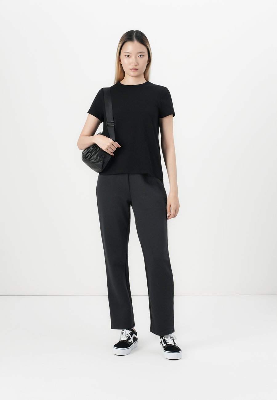 

Футболка GAP V CREW 2 PACK, Black, Черный, Футболка GAP V CREW 2 PACK, Black