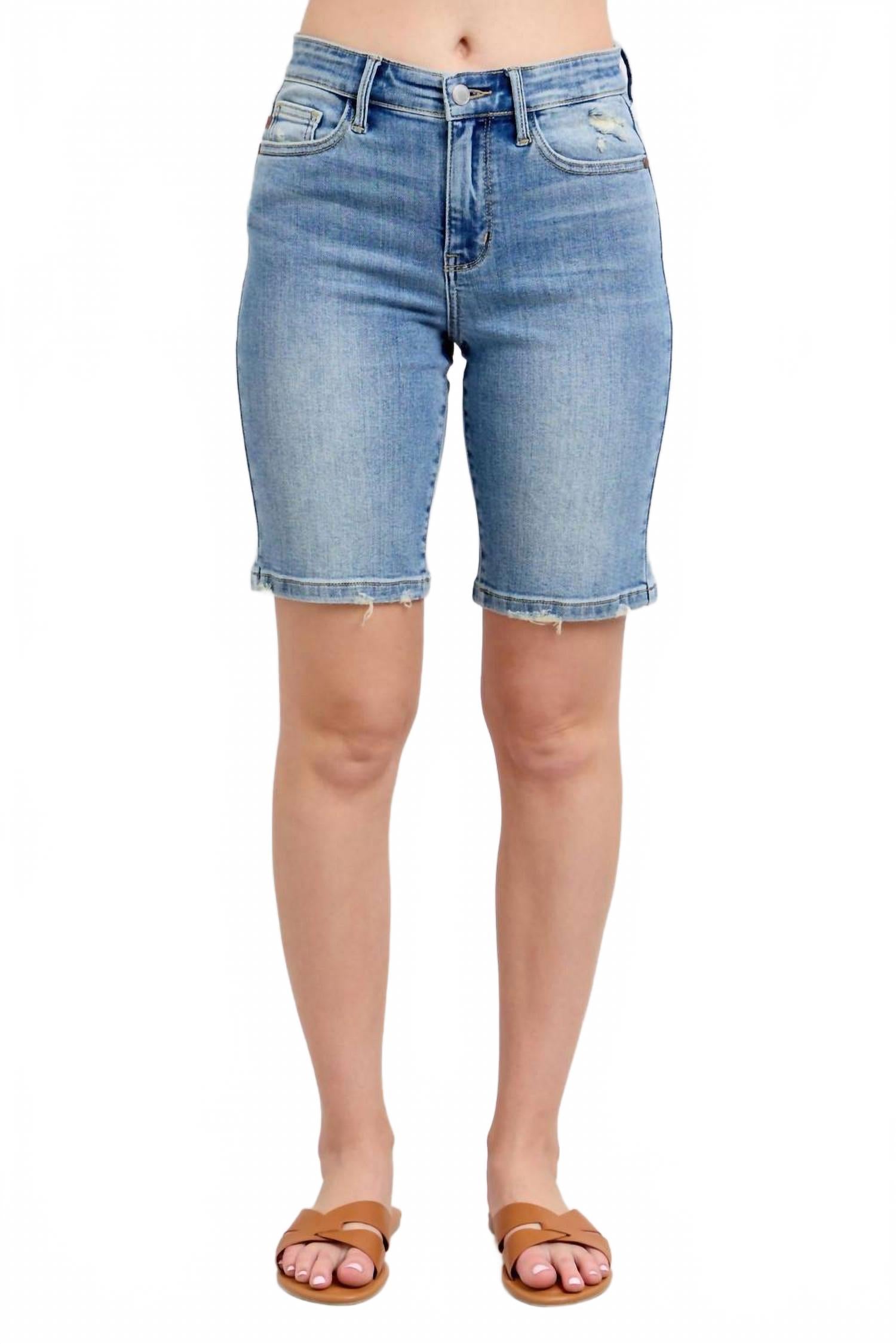 

Высокие джинсовые шорты-бермуды в винтажной стирке Judy Blue, Vintage Wash