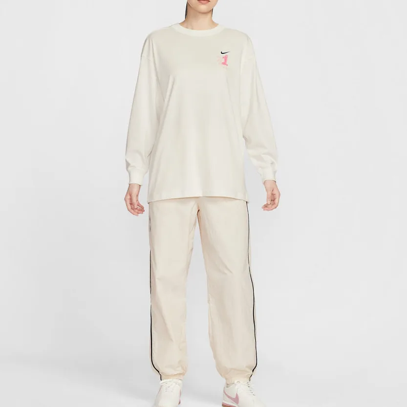 Nike Футболка женская 133 Crew Neck Moderate Straight Fit — фото 4