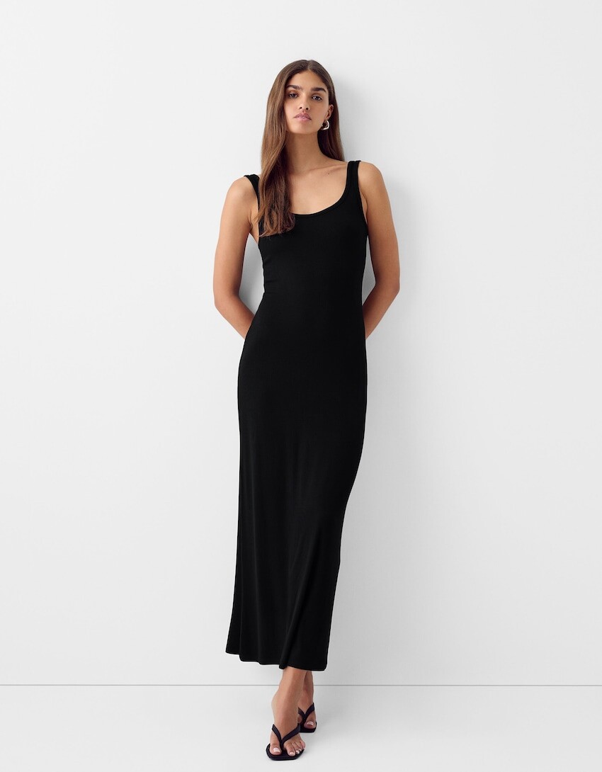 

Платье в рубчик с бретелями Bershka, черный