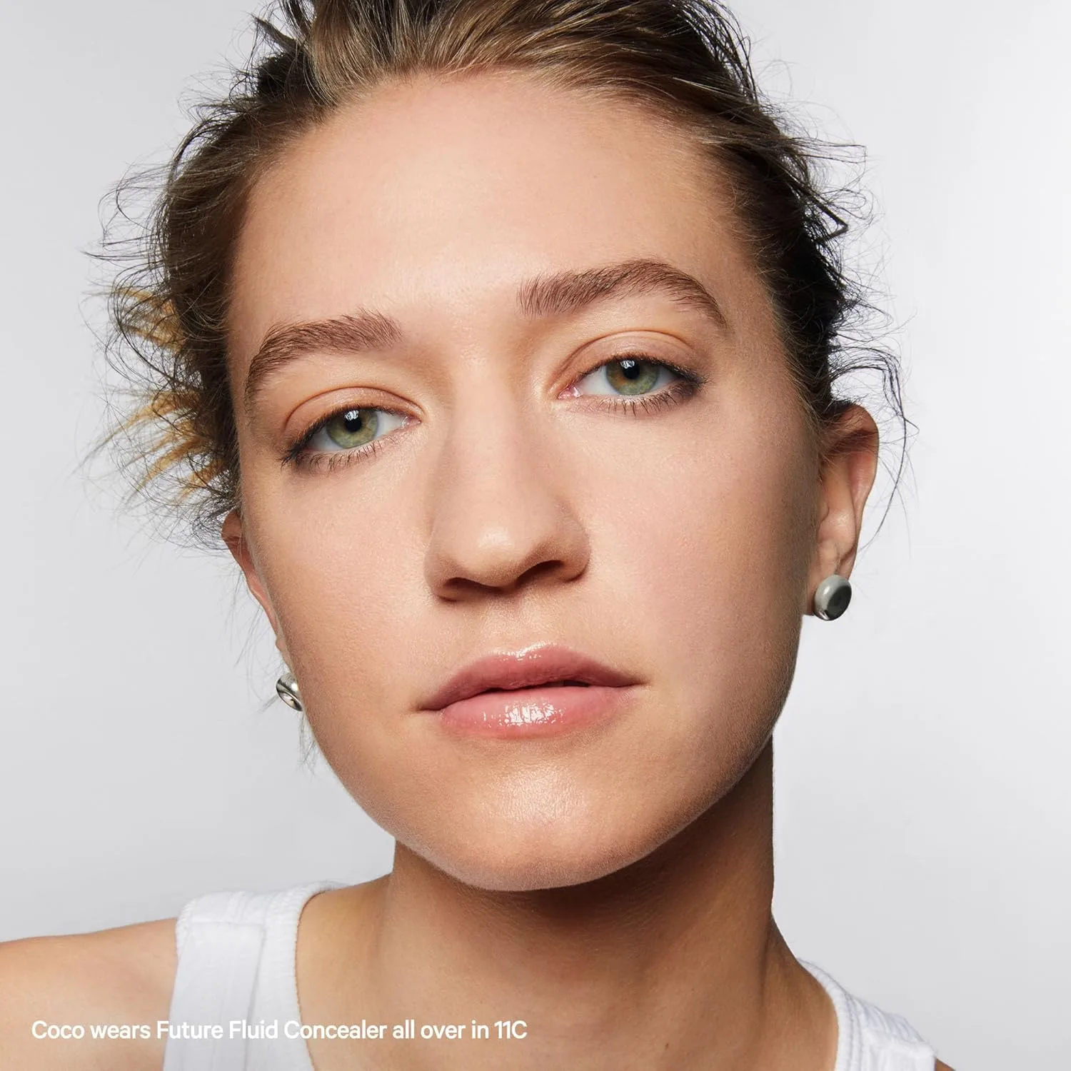 Консилер Milk Makeup Future Fluid All Over Cream Concealer - Среднее и плотное покрытие - Стойкость до 12 часов - Не скатывается в складки - Веганский продукт, не тестируется на животных, 11C - Light Medium with Cool Undertones — фото 4