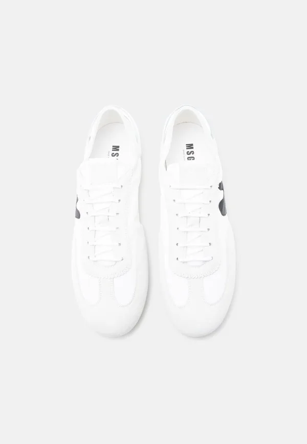 Новые ретро-кроссовки из сверхлегкого материала Msgm, Off White — фото 4