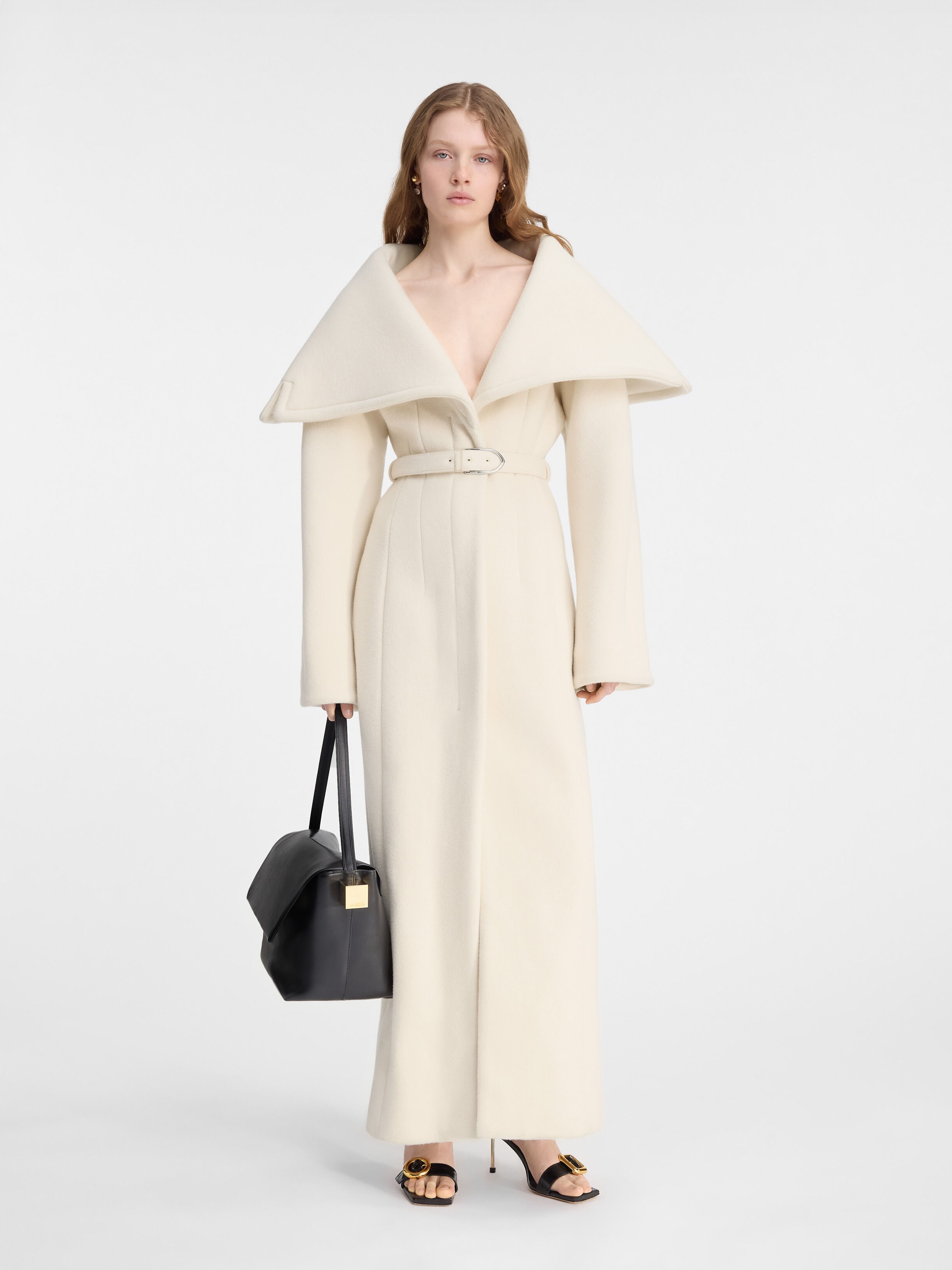 

Пальто с драпированным воротником JACQUEMUS The Caruso coat, белый
