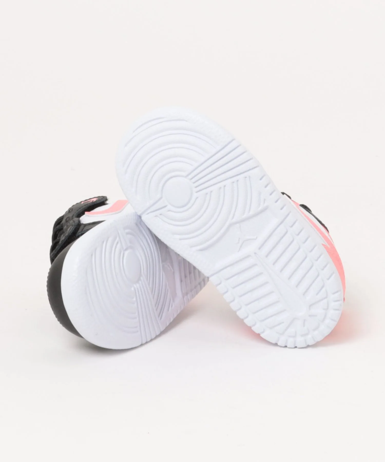 Детские кроссовки Nike Jordan 1 Low ALT TD DR9747-025 — фото 3