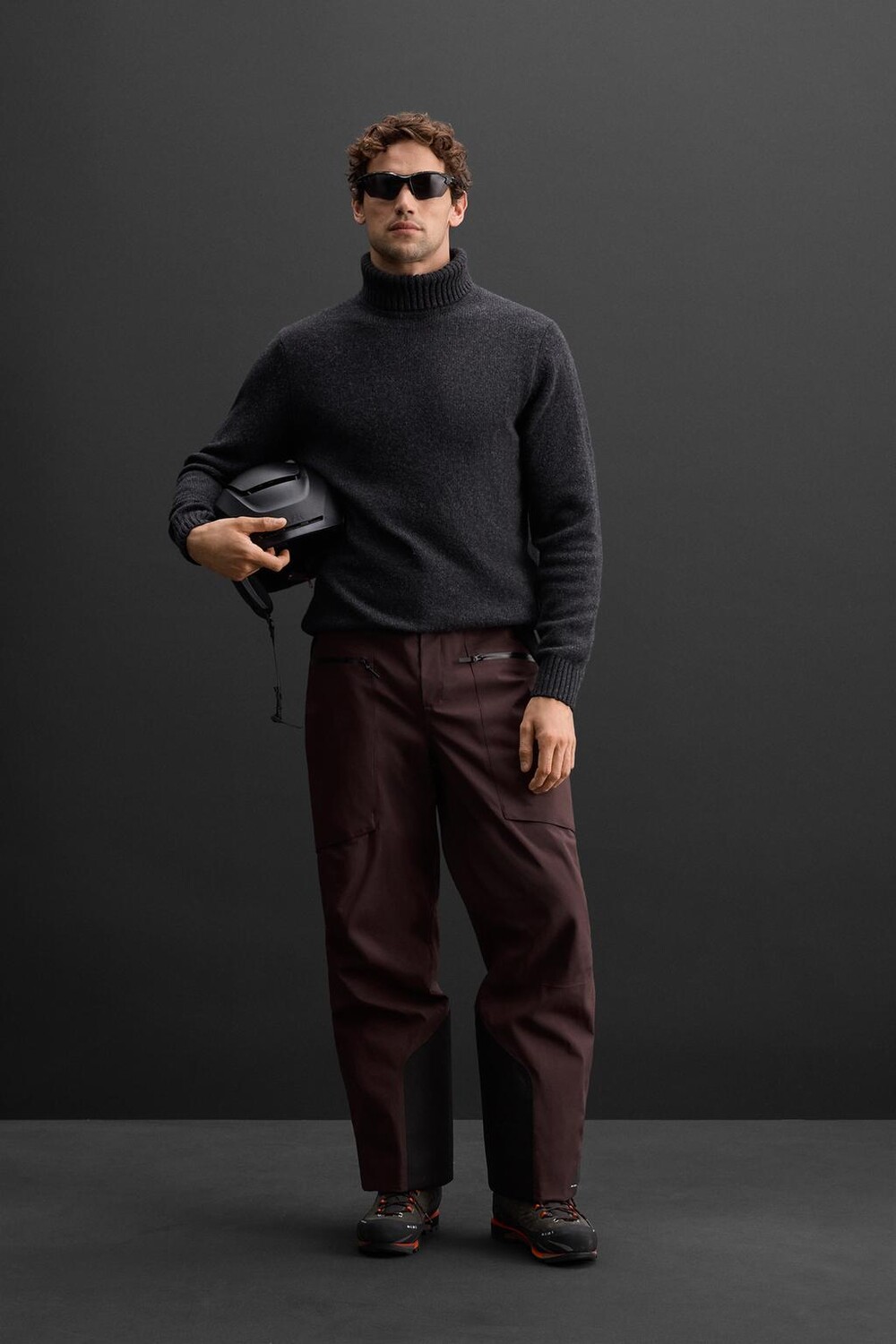 

Водонепроницаемые лыжные брюки с recco ZARA, цвет Aubergine