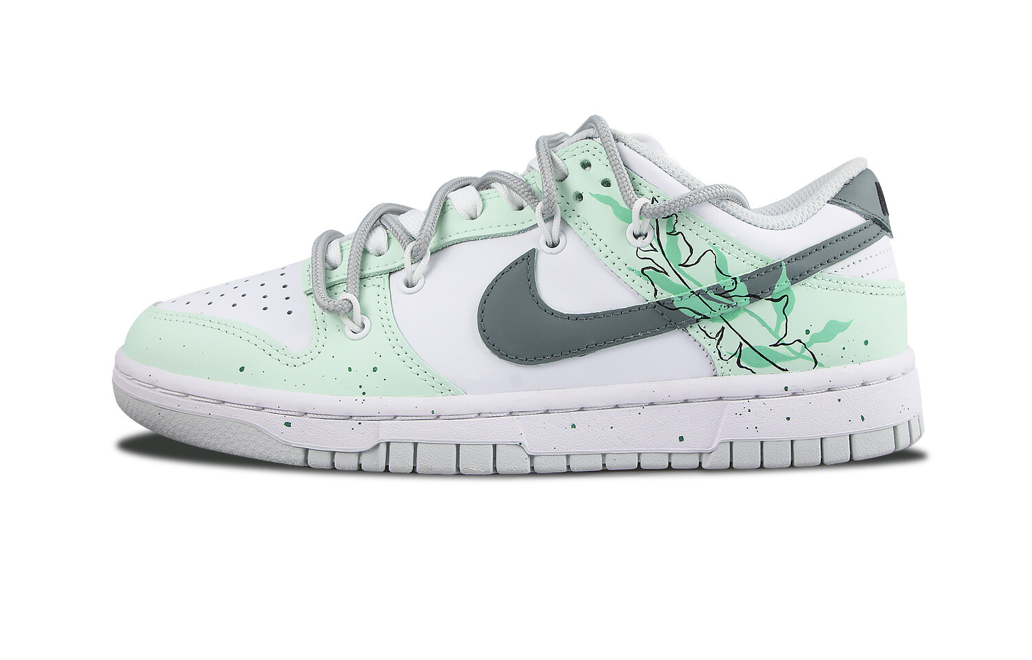 

Кроссовки Nike Dunk Skateboard Shoes Women's Low-Top Green