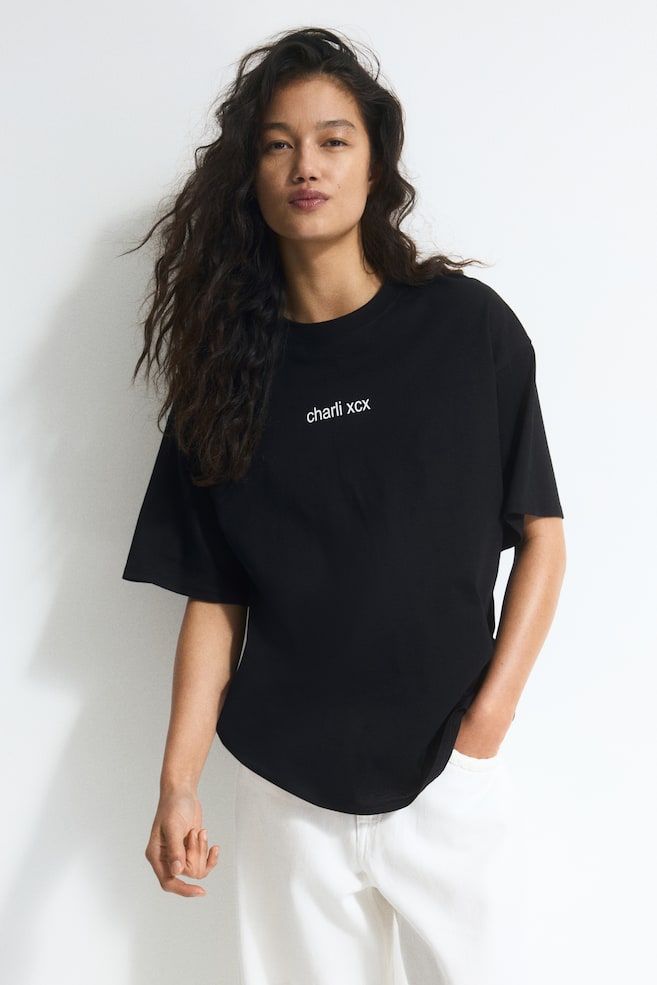 

Футболка оверсайз с принтом H&M, мультиколор