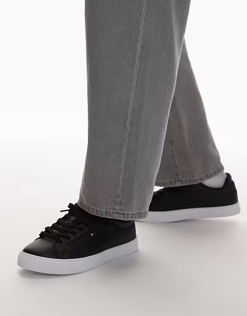 

Кроссовки Tommy Hilfiger icon из кожи черного цвета