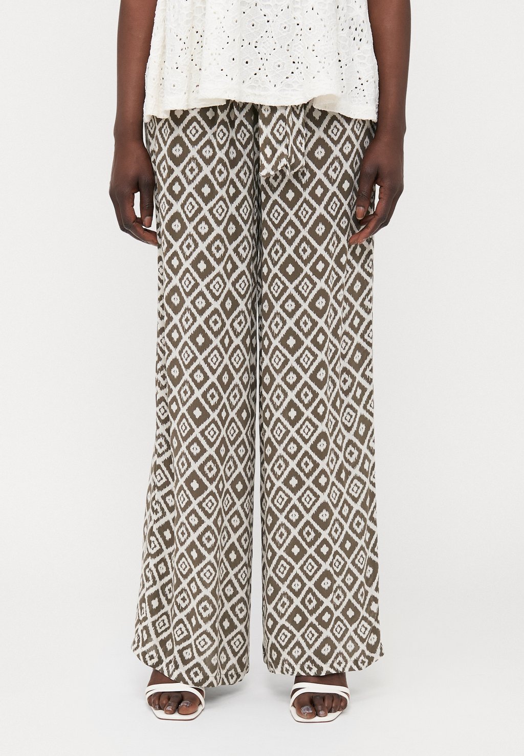 

Брюки ONLPAKJA LIFE BELT PANTS ONLY Tall, зеленый