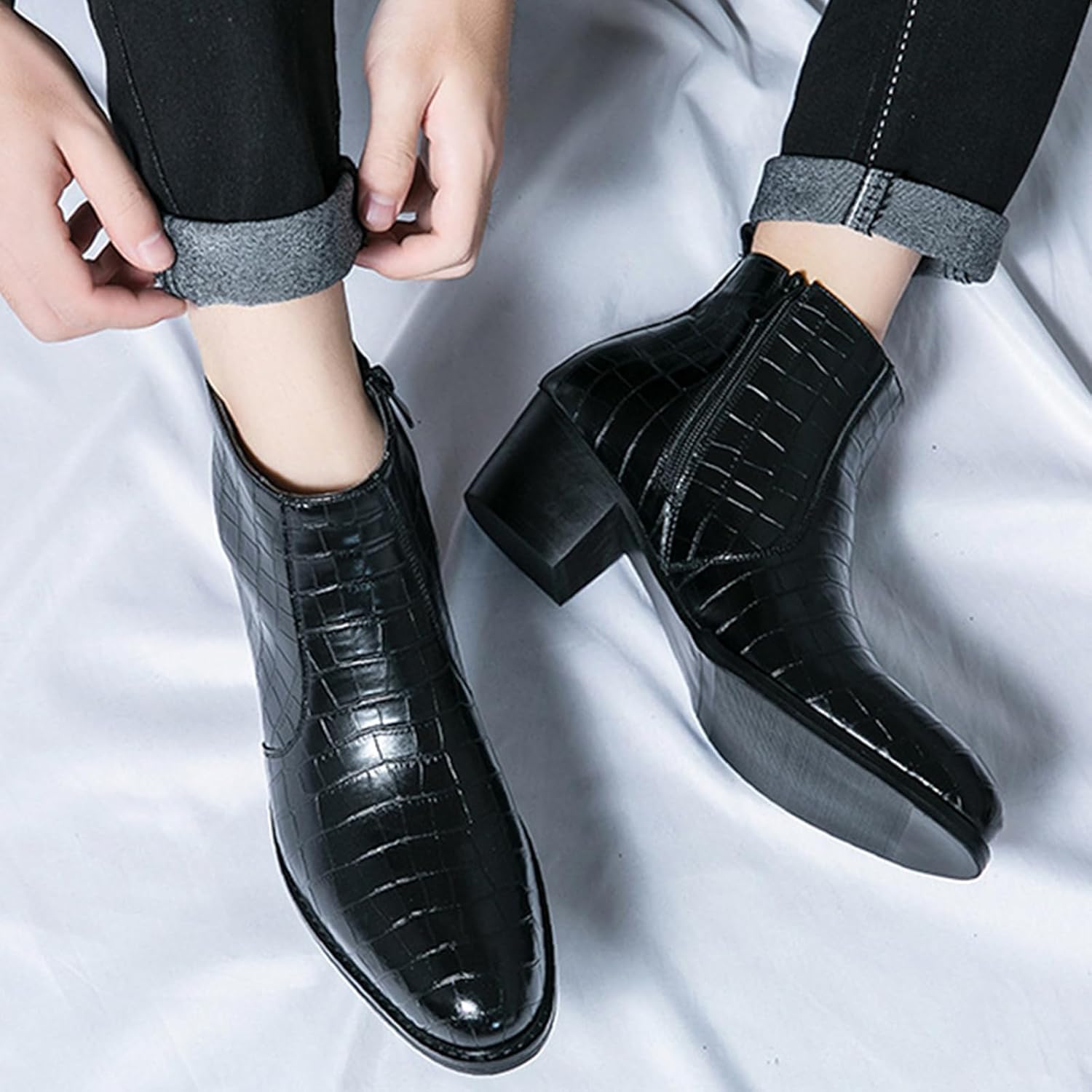 Мужские бизнес-ботинки NVBUKE Chelsea с градиентной лакированной кожей и боковой молнией, ретро с зауженным носком, невысокий массивный каблук, нескользящие короткие ботинки для деловой работы и вечеринок, черный — фото 2