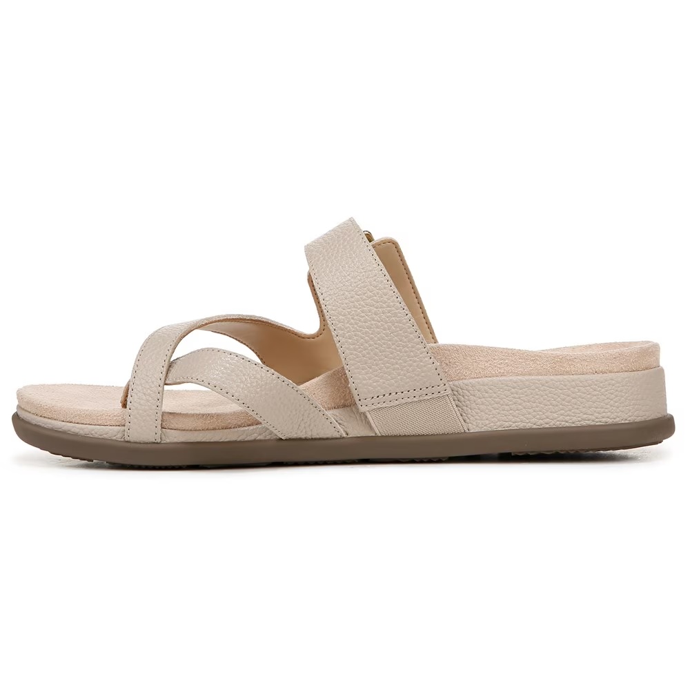 Женские комфортные сандалии Carmela Vionic, oatmeal beige leather — фото 4