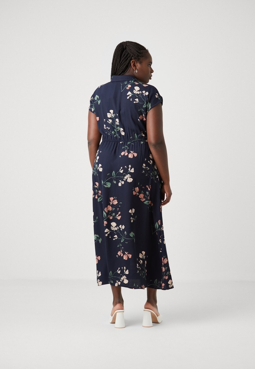 

Платье-блузка VMNEWHALLIE TIE DRESS Vero Moda, темно-синий