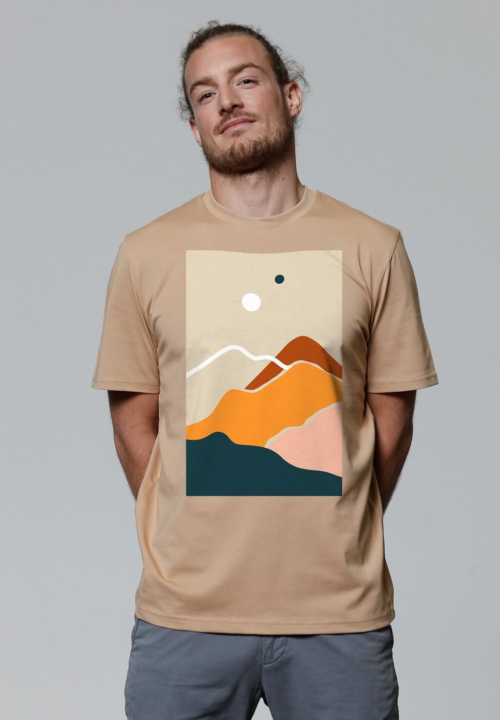

Футболка с принтом COUNTRYSIDE 02 watapparel, бежевый