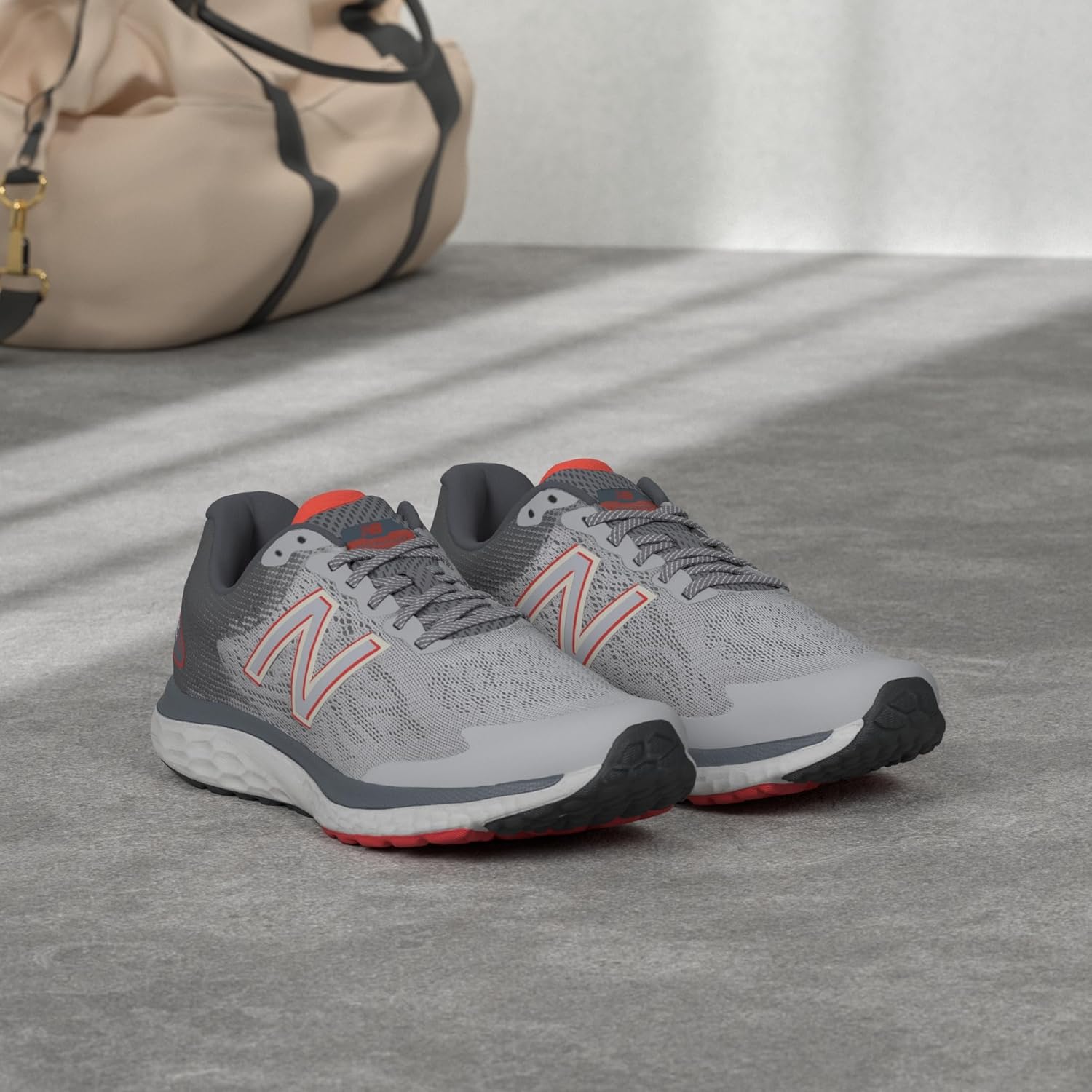 Кроссовки для бега New Balance Men's Fresh Foam 680 V7, черный/серый — фото 2