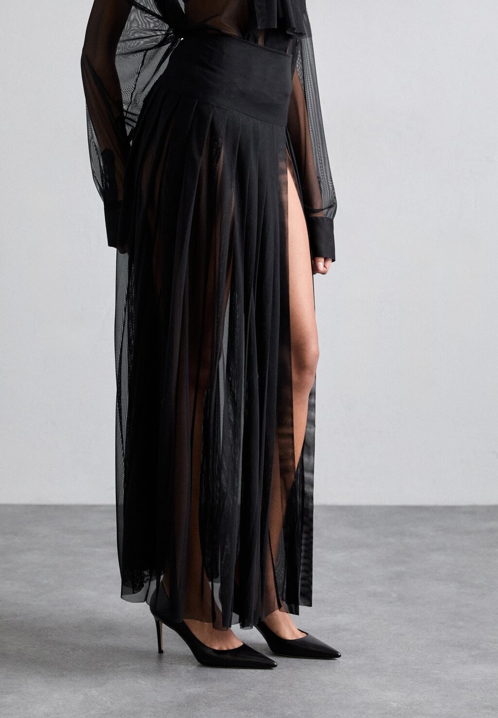 

Юбка плиссированная PLEATED LONG SKIRT SLIT Norma Kamali, черный