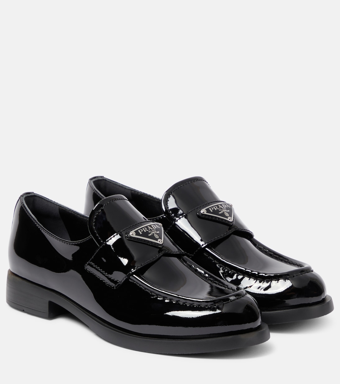 Лоферы из лакированной кожи Prada, черный
