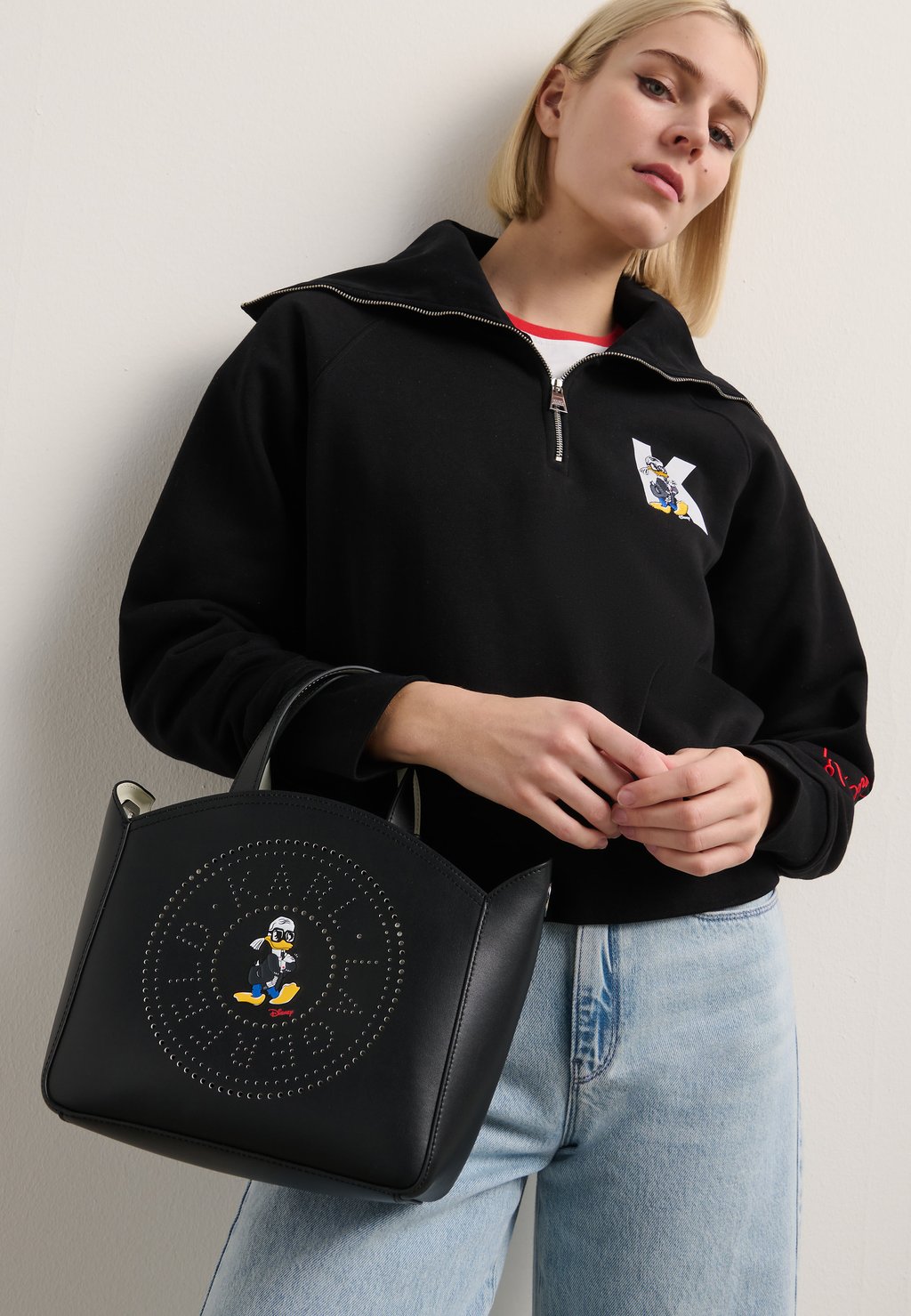 

Сумка DISNEY TOTE KARL LAGERFELD, черный