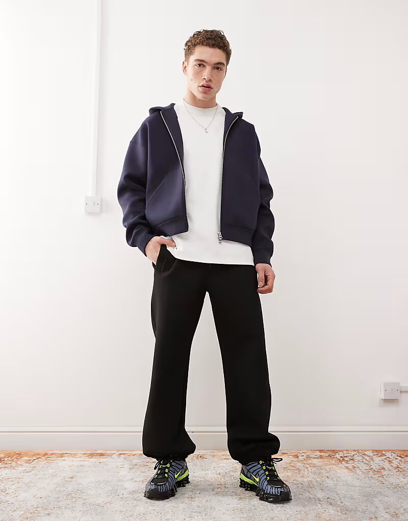 

Черные спортивные брюки Simon из ткани в стиле «Скуба» Weekday