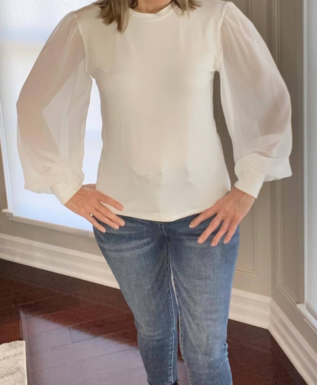 

Айвори топ с шифоновыми рукавами Ariella, слоновая кость