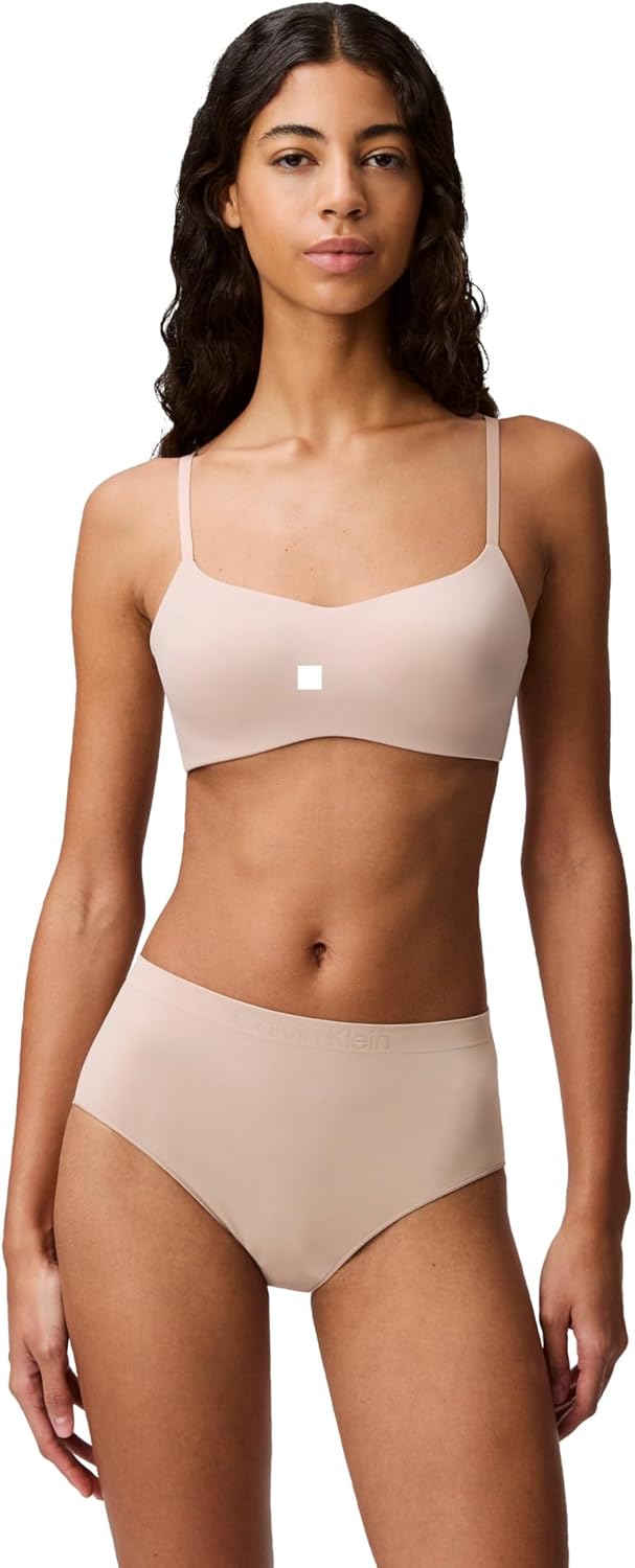 

Женский бюстгальтер Calvin Klein Liquid Touch с легкой подкладкой и глубоким круглым вырезом, Honey Almond