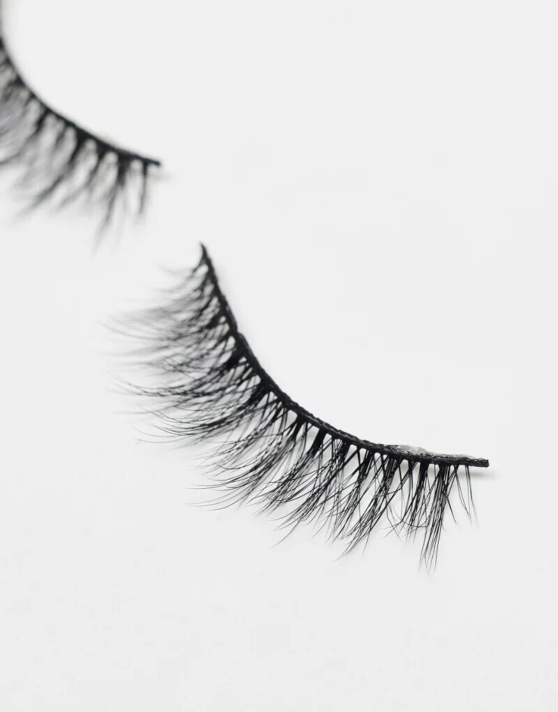 Кукла Красавица – Кэти – Накладные ресницы Doll Beauty — фото 3