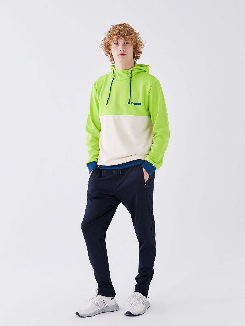 

Мужские спортивные штаны узкого кроя LCW Active, темно-синий