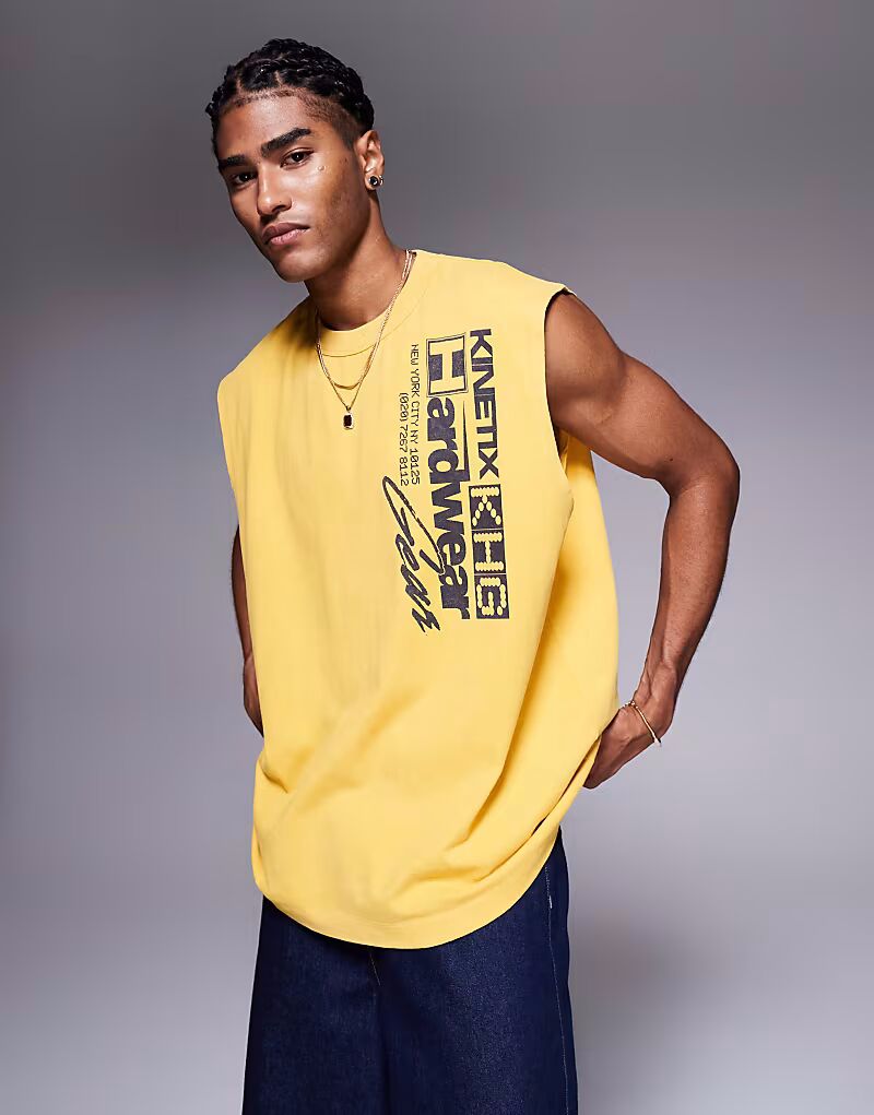 

Майка ASOS DESIGN большого размера с текстовой графикой из плотной ткани плотностью 220 г/м² желтого цвета с эффектом потертости
