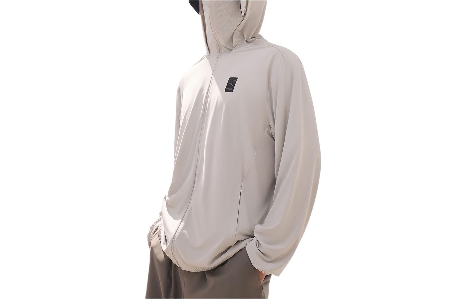 

Разнообразие Тренировочная Коллекция Солнцезащитная Одежда Мужская Anta, цвет Bit gray