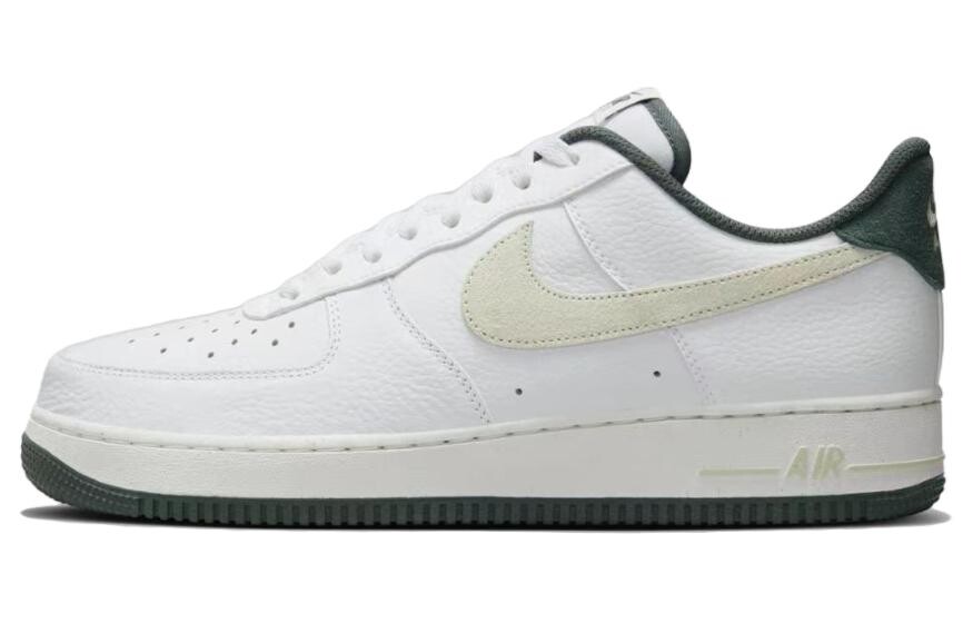 

Мужские кроссовки для скейтбординга Nike Air Force 1, White
