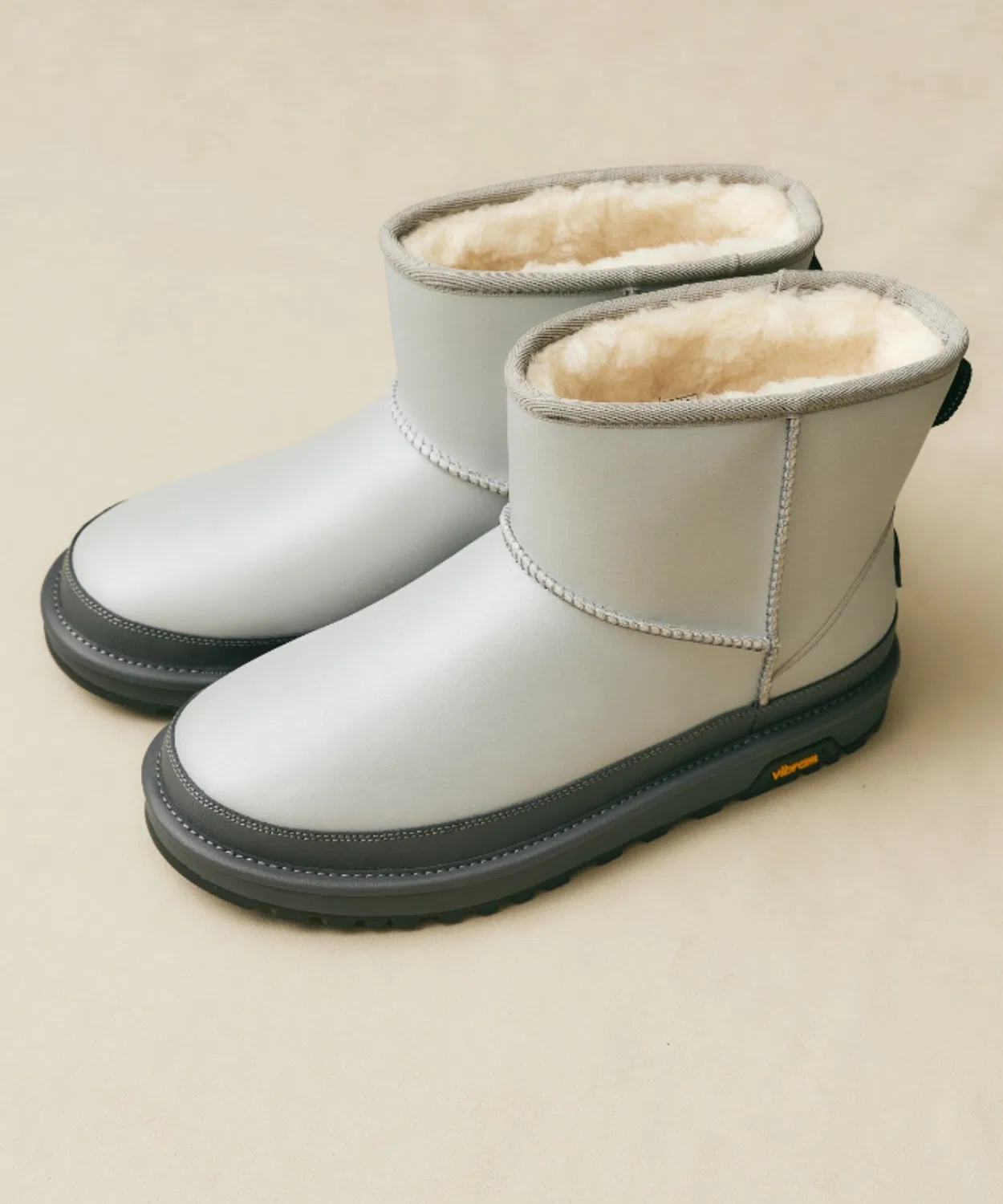 Ботинки классические с рефлектором UGG Classic Mini Reflective серебристые